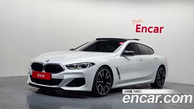BMW 8 Series (G15)