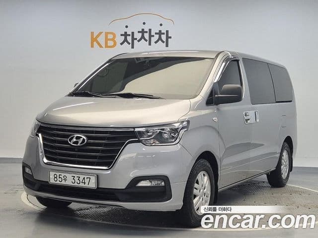 Hyundai The New Grand Starex
