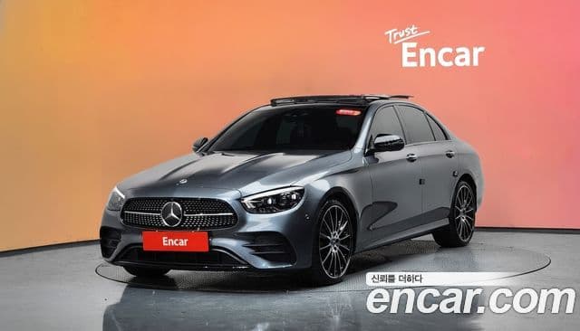 Mercedes-Benz E-Class W213 1