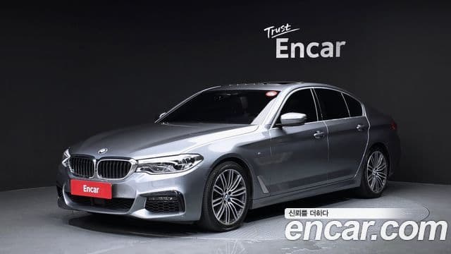 BMW 5 Series (G30)