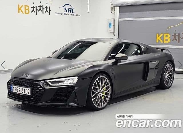 Audi R8 (4S)
