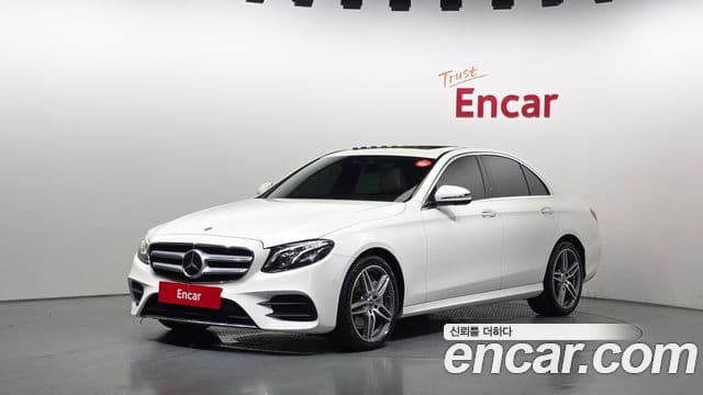 Mercedes-Benz E-Class W213 1