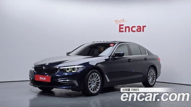 BMW 5 Series (G30)