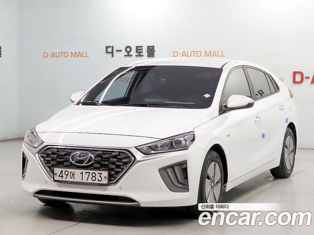 Hyundai The New Ioniq Hybrid