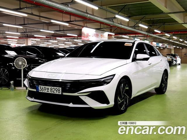 Hyundai The New Avante (CN7)