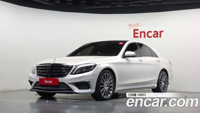 Mercedes-Benz S-Class W222