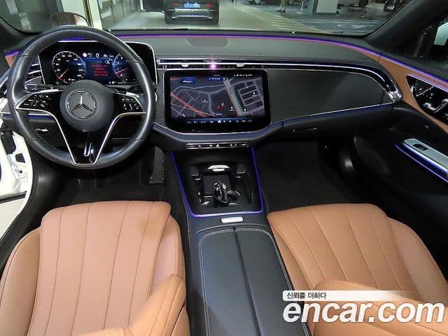 Mercedes-Benz E-Class W214