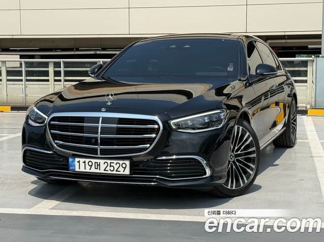 Mercedes-Benz S-Class W223