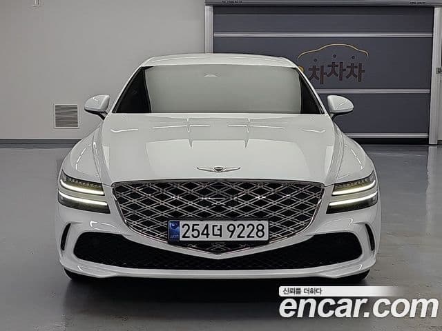 Genesis G80 (RG3)