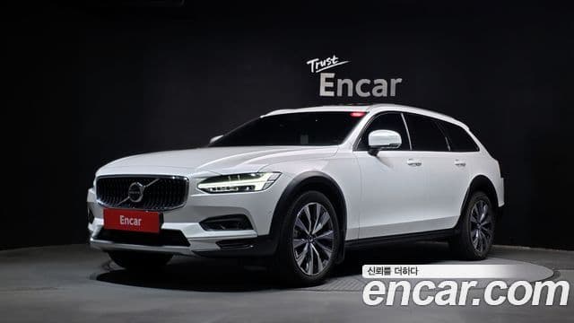 Volvo V90 Cross Country