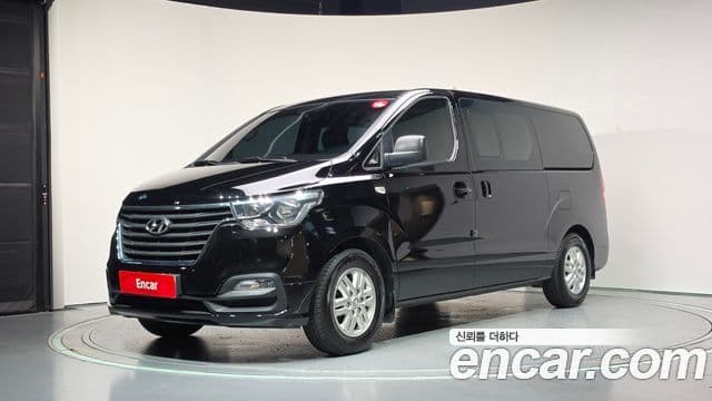 Hyundai The New Grand Starex