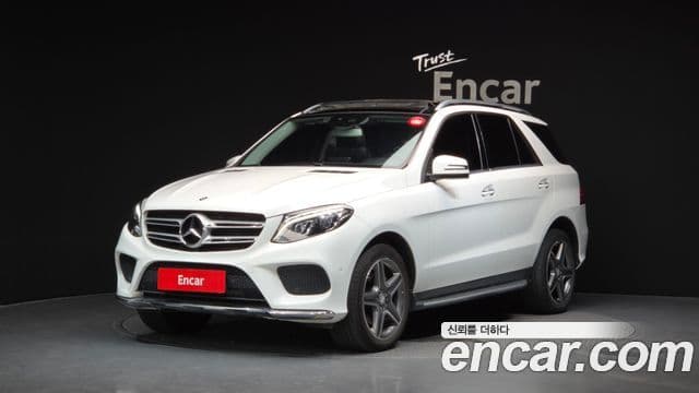 Mercedes-Benz GLE-Class W166