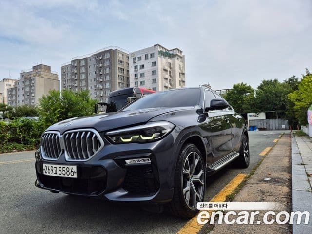 BMW X6 (G06)