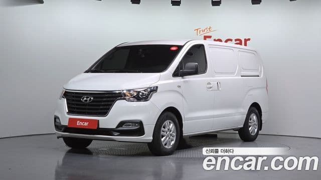 Hyundai The New Grand Starex