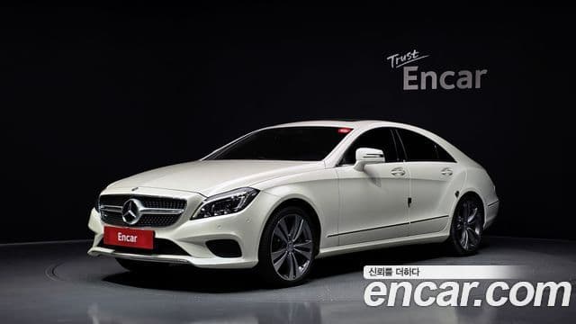Mercedes-Benz CLS-Class W218