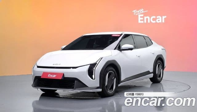 Kia EV4