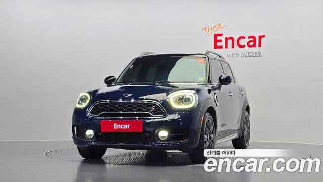 MINI Cooper S Countryman 3