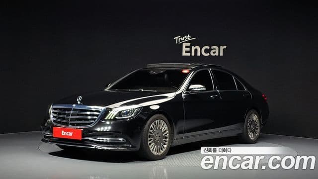 Mercedes-Benz S-Class W222