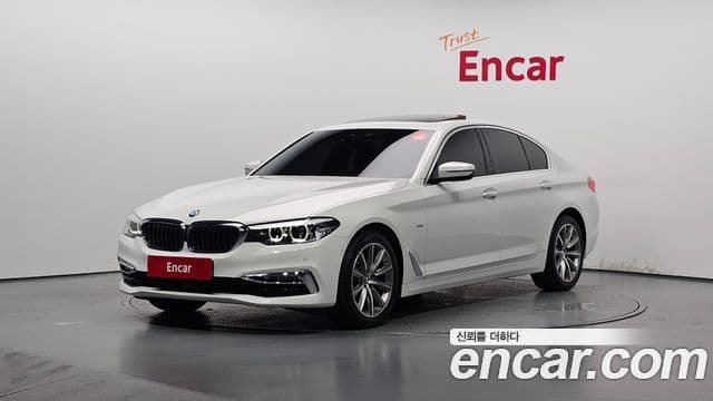 BMW 5 Series (G30)
