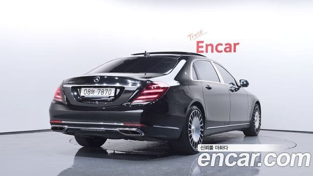 Mercedes-Benz S-Class W222 2