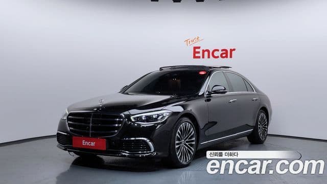 Mercedes-Benz S-Class W223 1