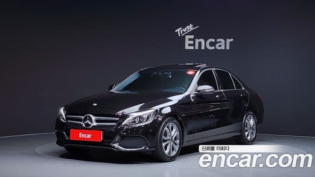 Mercedes-Benz C-Class W205 1
