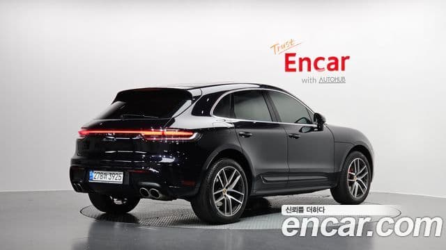 Porsche Macan 2