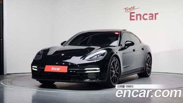 Porsche Panamera (971) 1