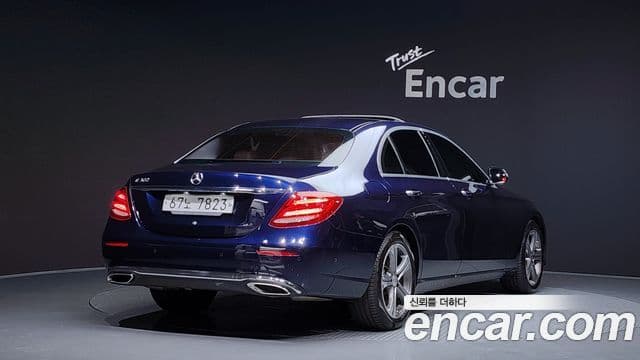 Mercedes-Benz E-Class W213 2