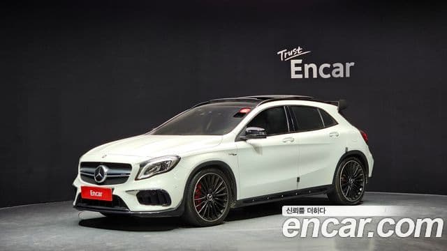 Mercedes-Benz GLA-Class X156