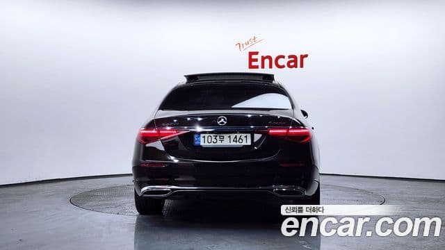 Mercedes-Benz S-Class W223 4