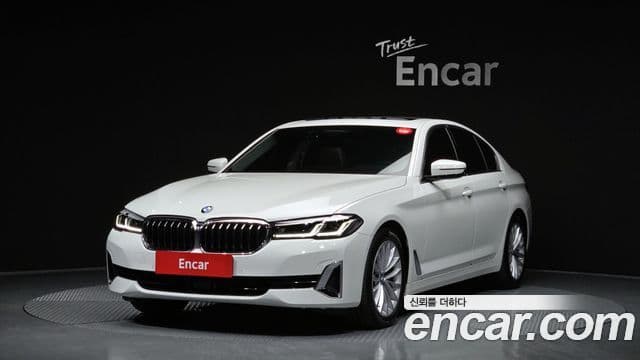 BMW 5 Series (G30)