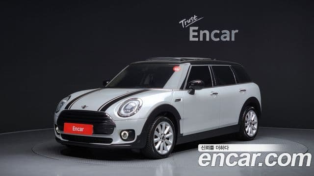 MINI Cooper Clubman 1