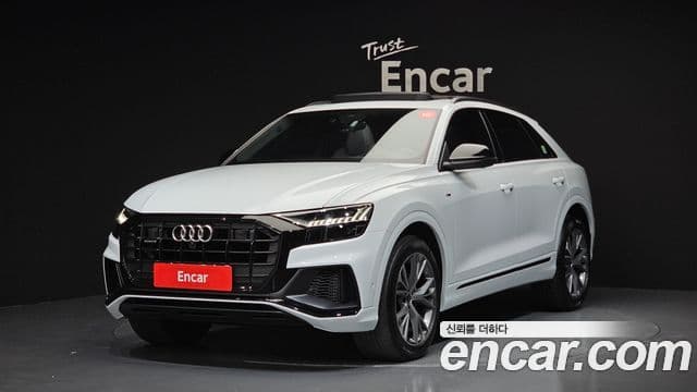 Audi Q8 (4M)