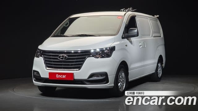 Hyundai The New Grand Starex