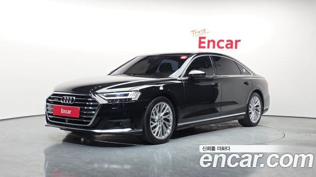 Audi A8 (D5)