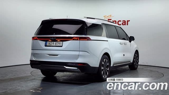 Kia Carnival 4th Gen 2