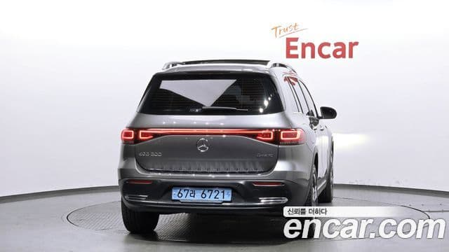 Mercedes-Benz EQB X243 4