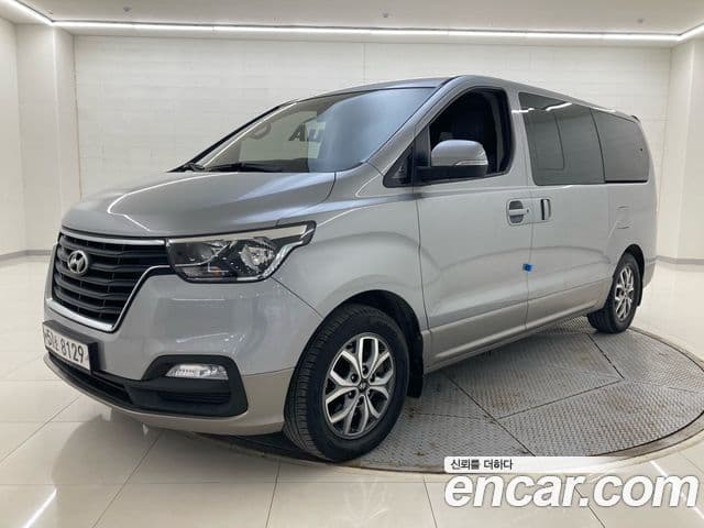 Hyundai The New Grand Starex