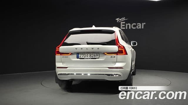 Volvo XC60 2nd Gen 4