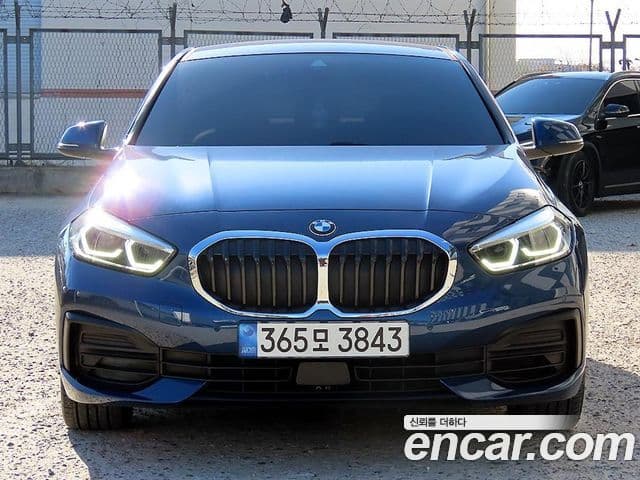 BMW 1 Series (F40)