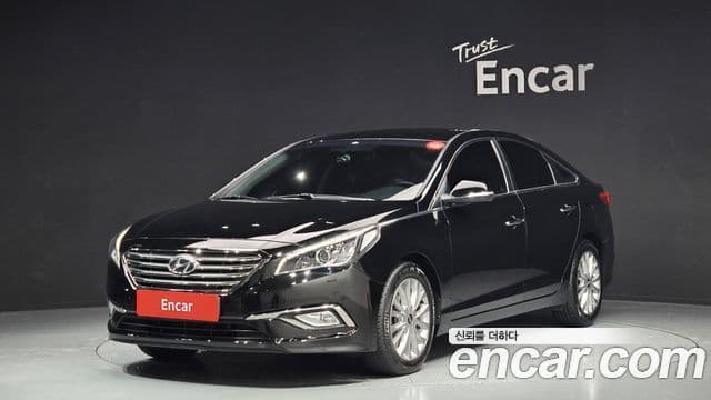 Hyundai LF Sonata 1