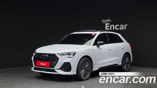 Audi Q3 (F3)