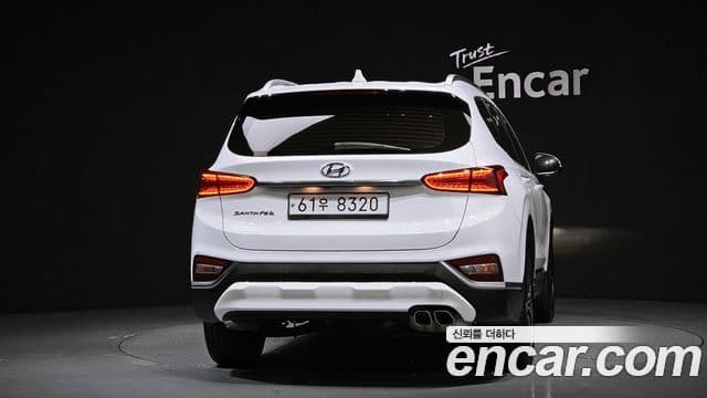 Hyundai Santa Fe TM 4