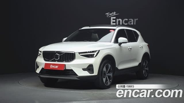 Volvo XC40 1