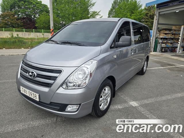 Hyundai Grand Starex
