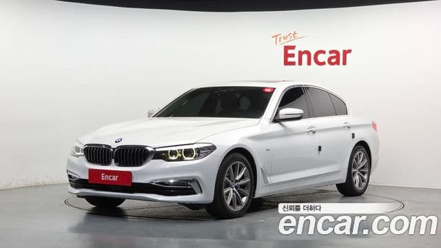 BMW 5 Series (G30)