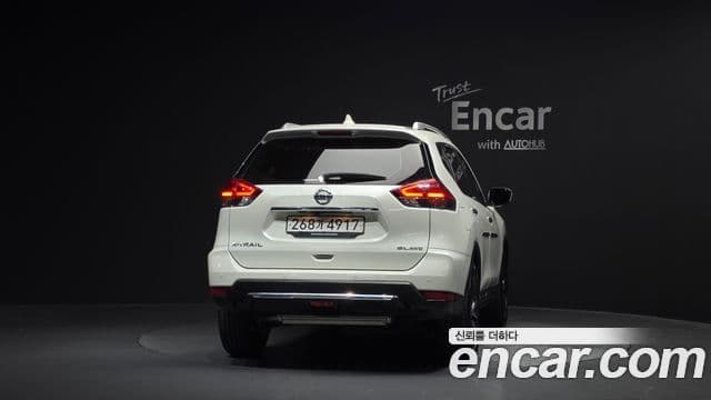 Nissan X-Trail 4