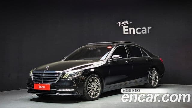 Mercedes-Benz S-Class W222
