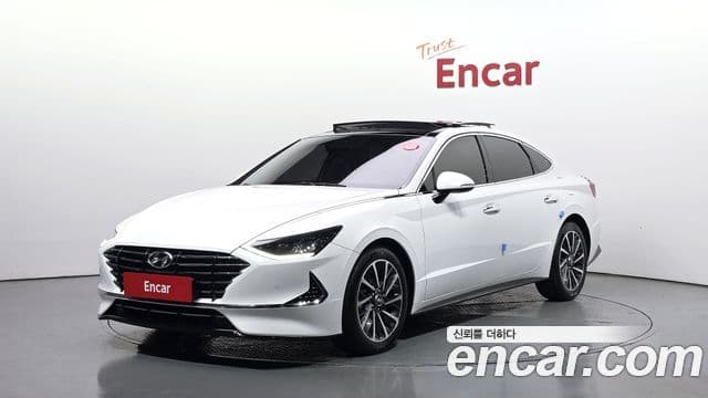 Hyundai Sonata (DN8)